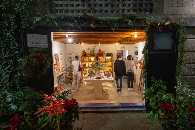 no description available